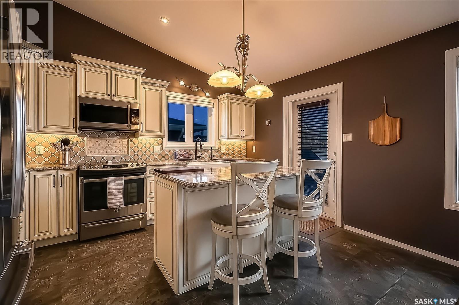 45 Goldenglow Drive, Moose Jaw, Saskatchewan  S6J 1N7 - Photo 12 - SK032234