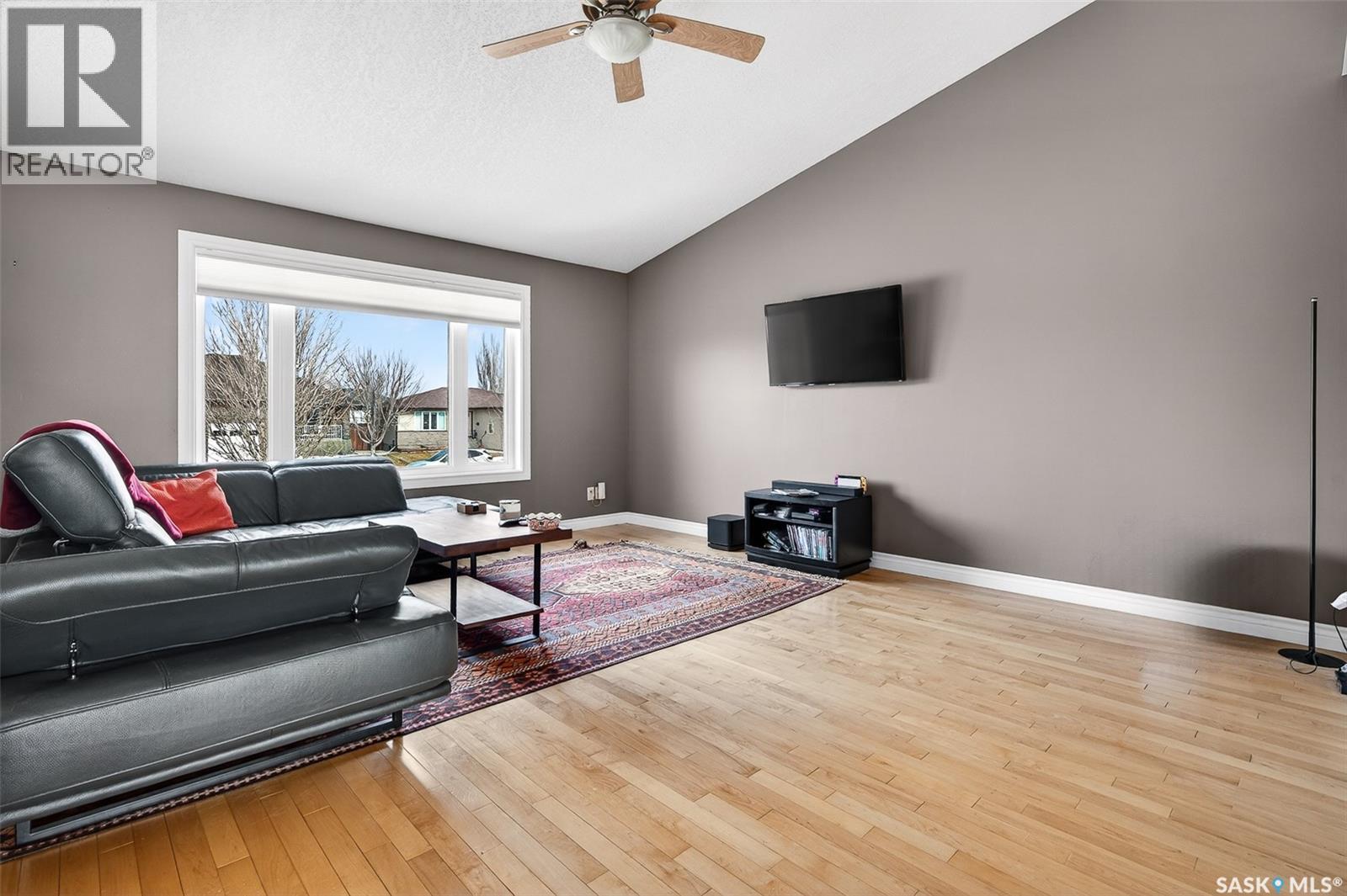 45 Goldenglow Drive, Moose Jaw, Saskatchewan  S6J 1N7 - Photo 6 - SK032234