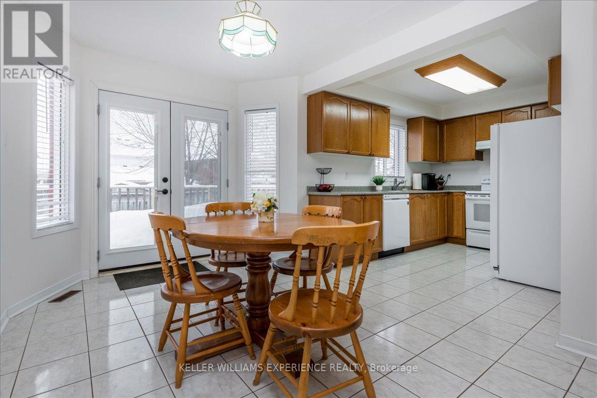 132 James Street, Barrie (Ardagh), Ontario  L4N 6X9 - Photo 12 - S12970442