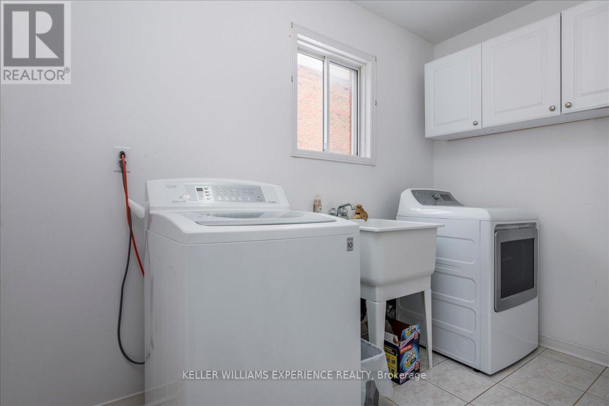 132 James Street, Barrie (Ardagh), Ontario  L4N 6X9 - Photo 17 - S12970442