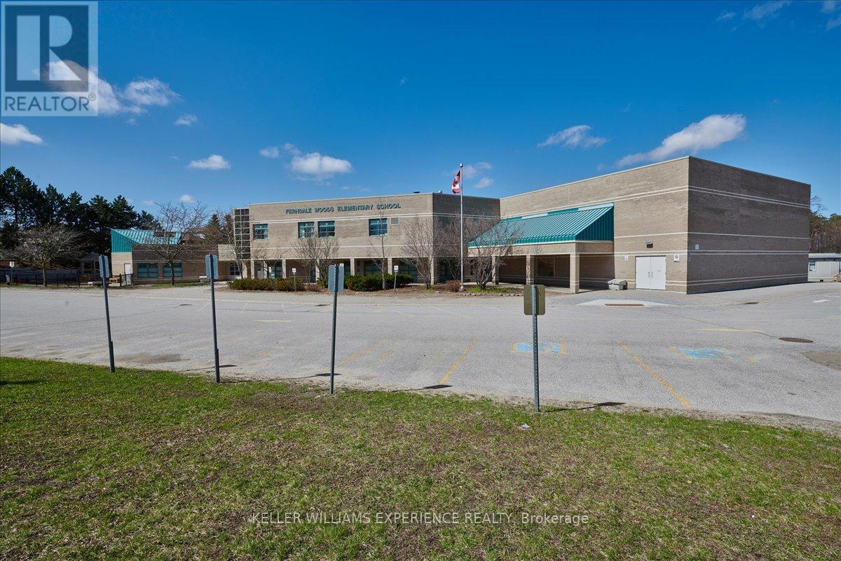 132 James Street, Barrie (Ardagh), Ontario  L4N 6X9 - Photo 40 - S12970442