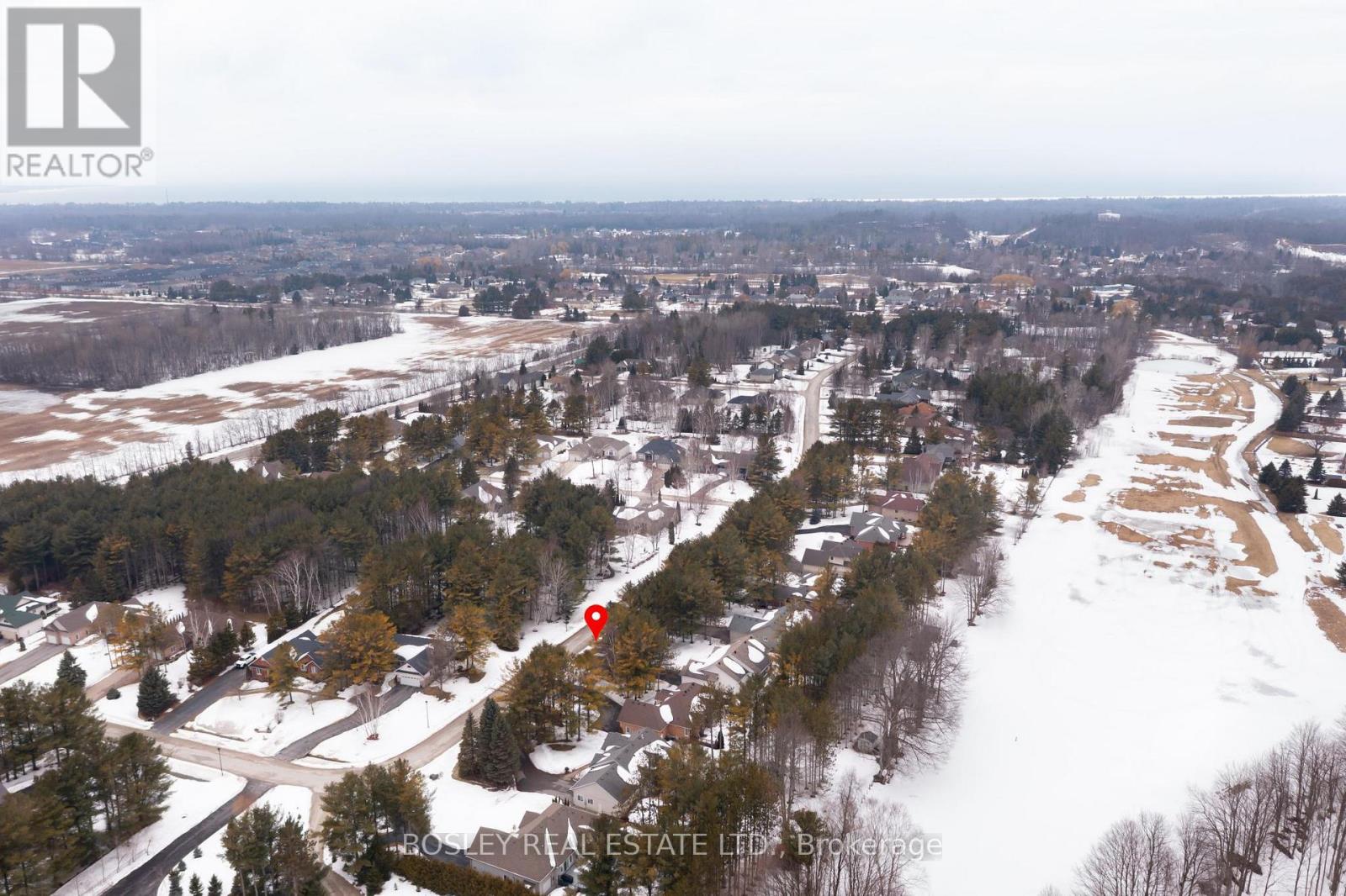 39 Martyn Drive, Wasaga Beach, Ontario  L9Z 1N6 - Photo 14 - S12970570