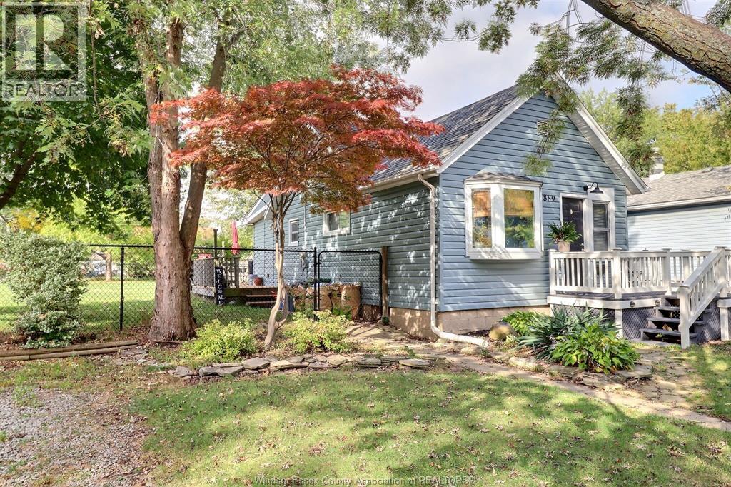 MLS# 26007177: 869 FORD, Windsor, Canada