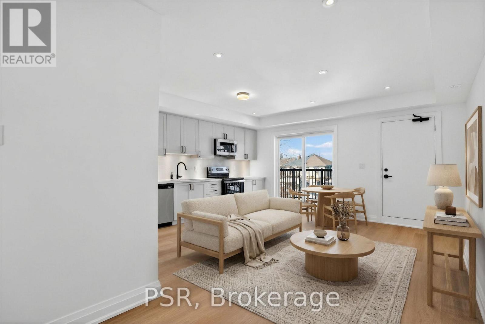 B - 218 AILEEN AVENUE, Toronto, Ontario