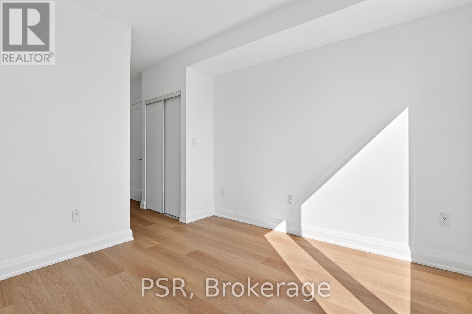 B - 218 Aileen Avenue, Toronto, Ontario  M6M 1G4 - Photo 14 - W12970198