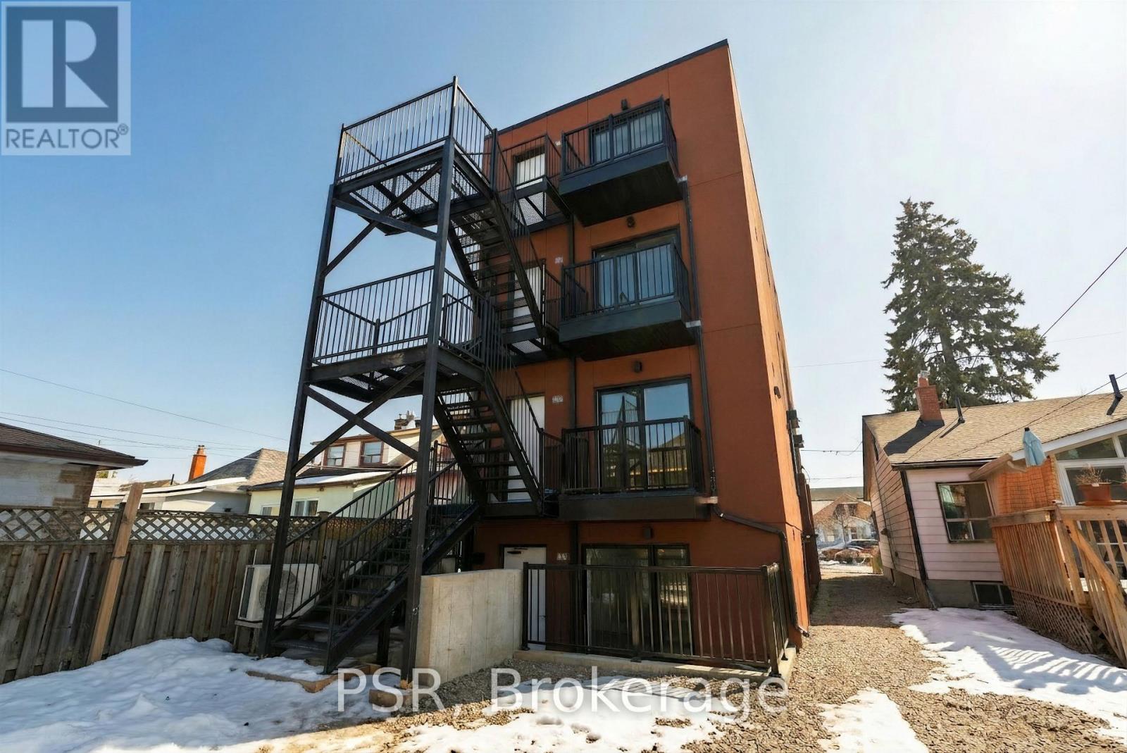 B - 218 Aileen Avenue, Toronto, Ontario  M6M 1G4 - Photo 30 - W12970198