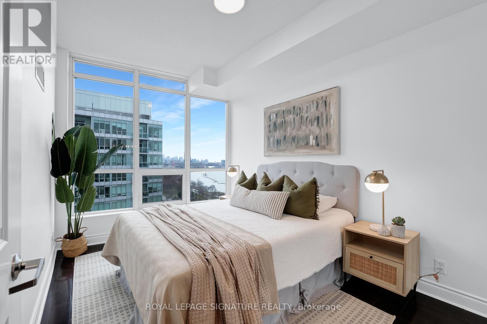 Lph6 - 1910 Lake Shore Boulevard W, Toronto, Ontario  M6S 1A2 - Photo 18 - W12970224