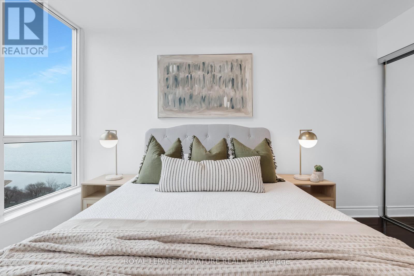 Lph6 - 1910 Lake Shore Boulevard W, Toronto, Ontario  M6S 1A2 - Photo 19 - W12970224