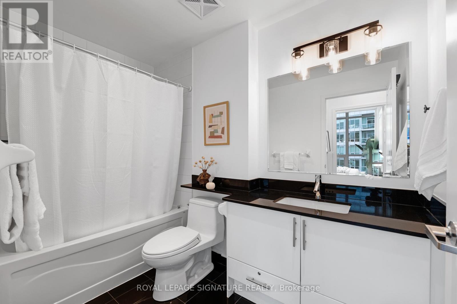 Lph6 - 1910 Lake Shore Boulevard W, Toronto, Ontario  M6S 1A2 - Photo 21 - W12970224