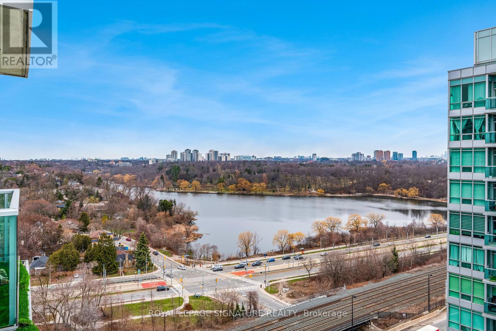 Lph6 - 1910 Lake Shore Boulevard W, Toronto, Ontario  M6S 1A2 - Photo 23 - W12970224