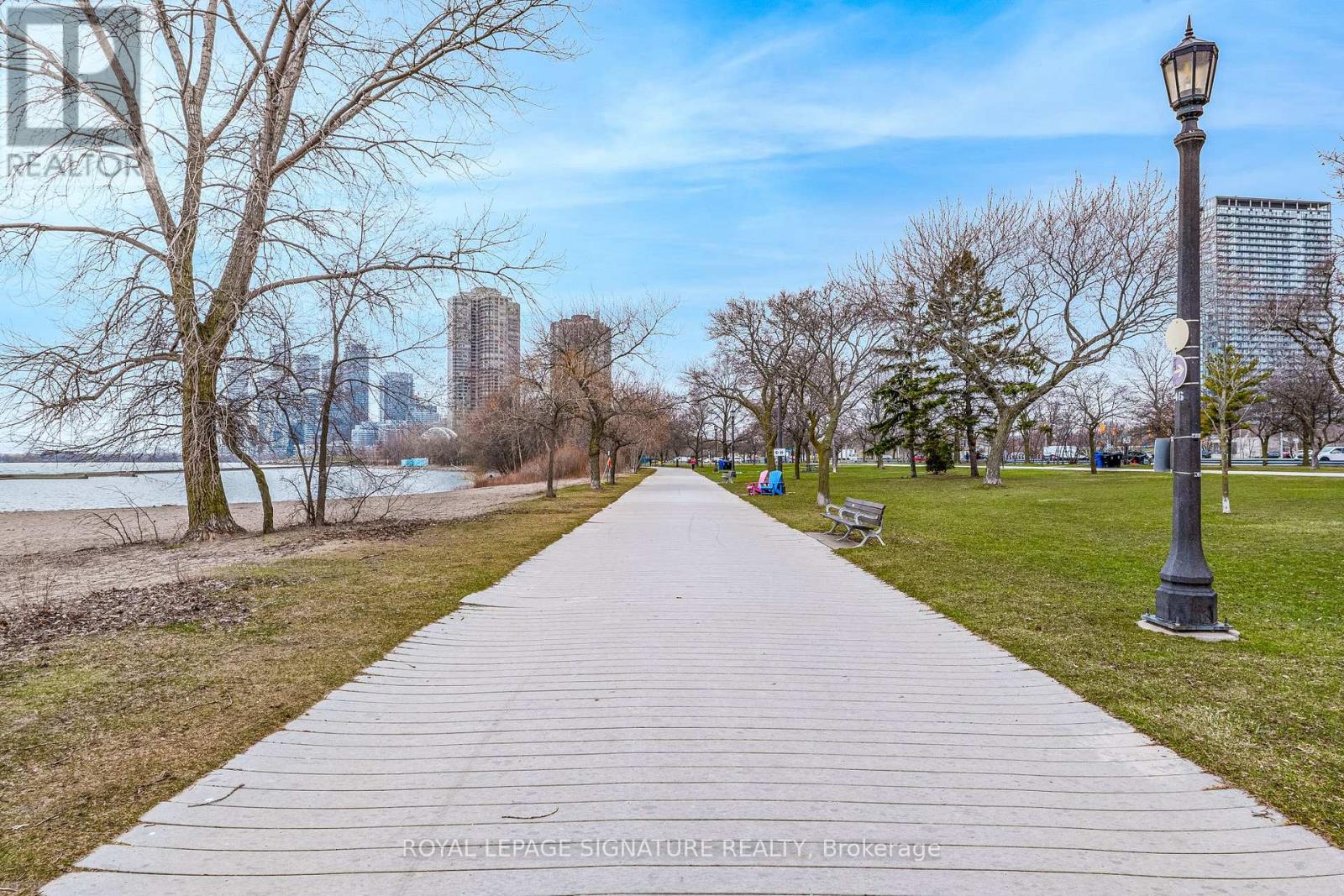 Lph6 - 1910 Lake Shore Boulevard W, Toronto, Ontario  M6S 1A2 - Photo 42 - W12970224