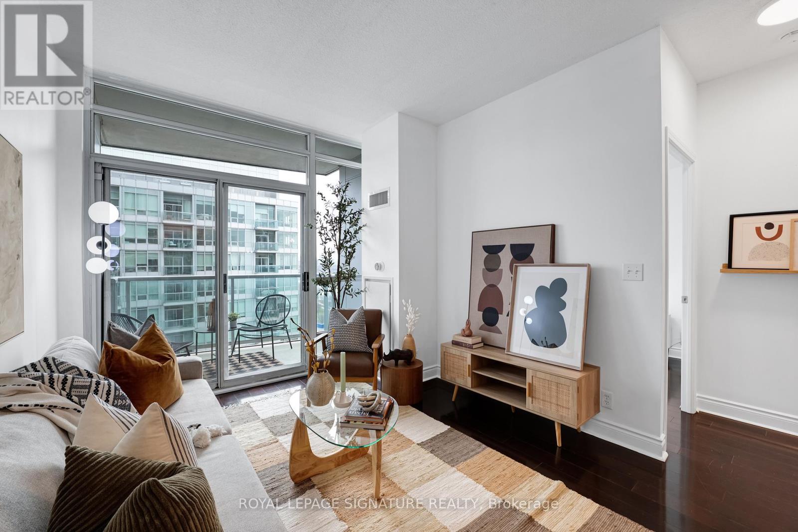 Lph6 - 1910 Lake Shore Boulevard W, Toronto, Ontario  M6S 1A2 - Photo 5 - W12970224