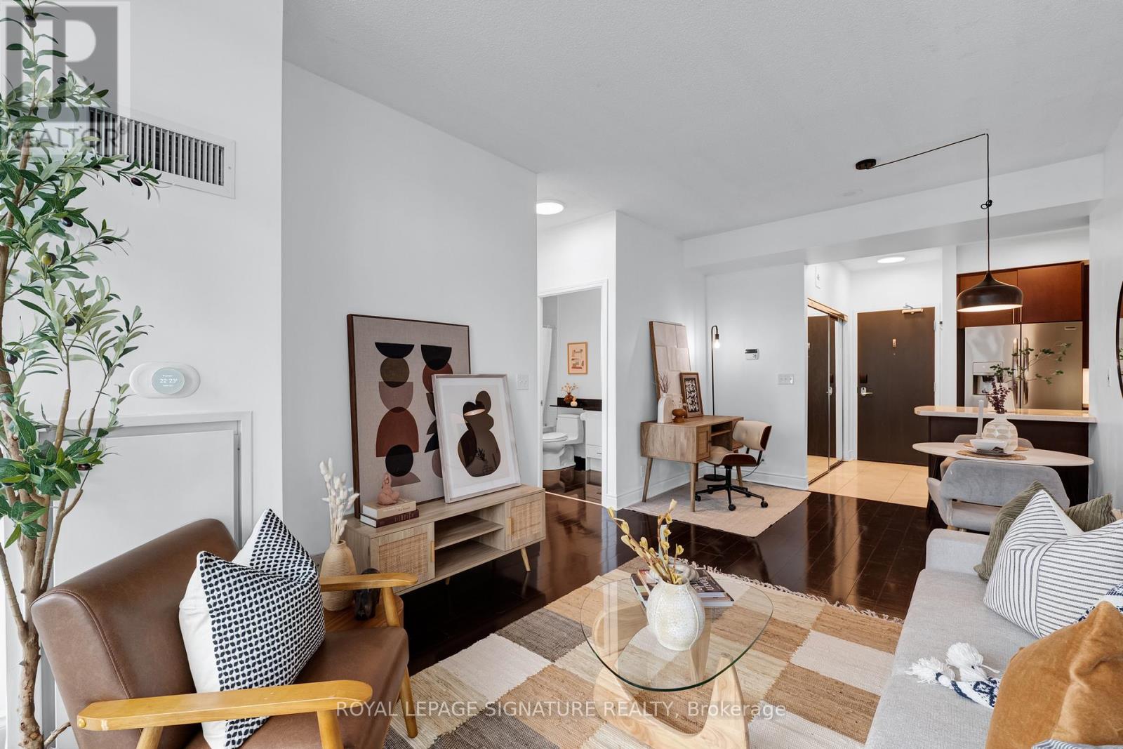 Lph6 - 1910 Lake Shore Boulevard W, Toronto, Ontario  M6S 1A2 - Photo 7 - W12970224