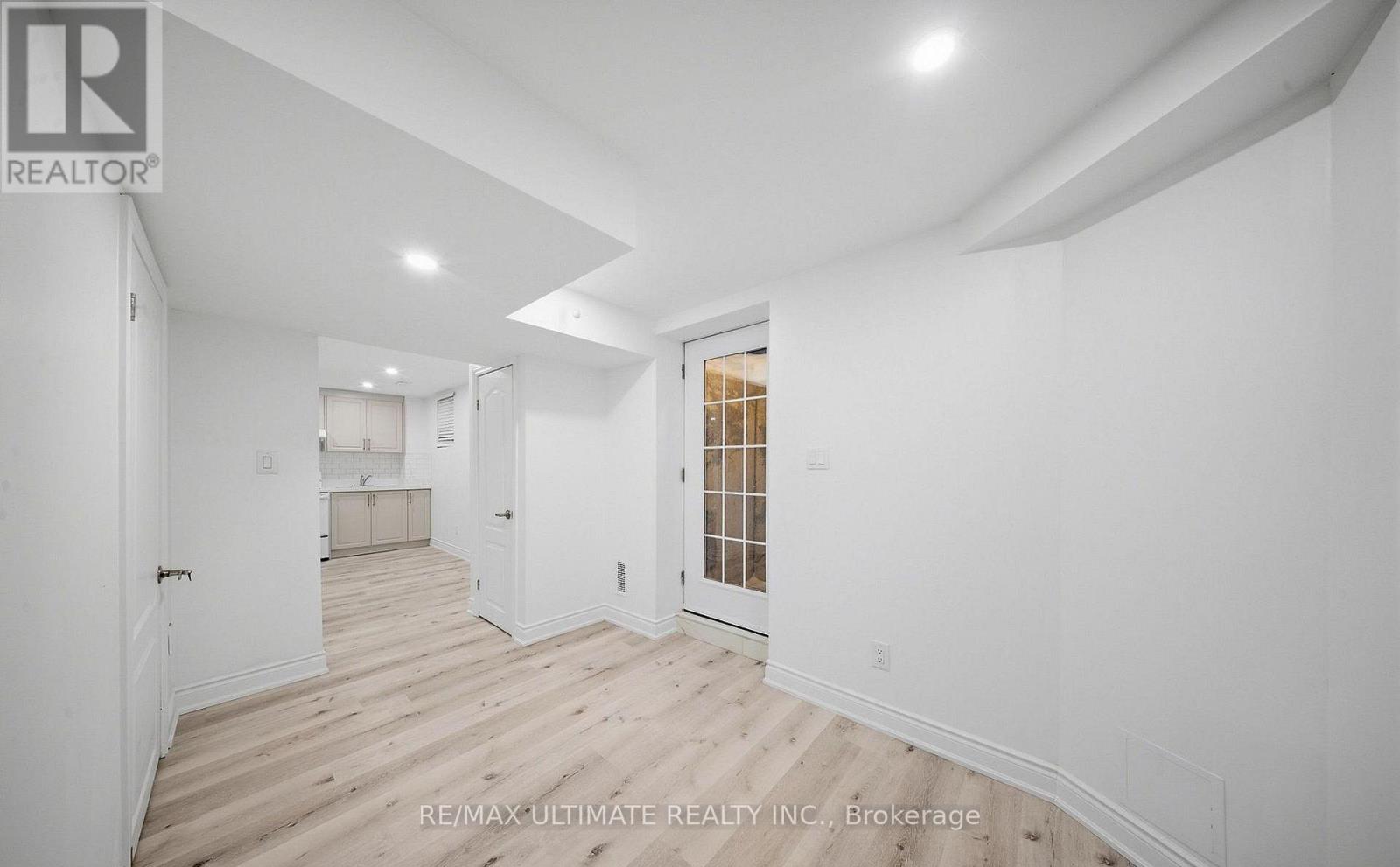 21 Sewells (Basement) Lane, Brampton, Ontario  L7A 3A1 - Photo 5 - W12970244