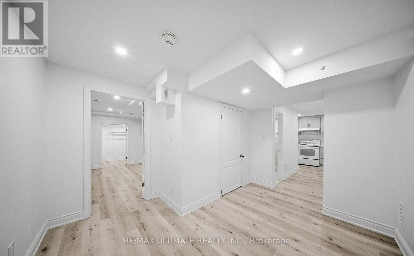 21 Sewells (Basement) Lane, Brampton, Ontario  L7A 3A1 - Photo 6 - W12970244