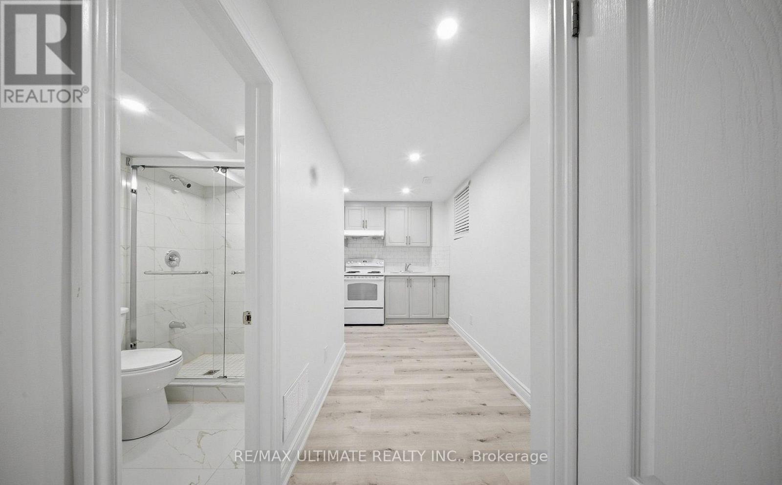 21 Sewells (Basement) Lane, Brampton, Ontario  L7A 3A1 - Photo 8 - W12970244