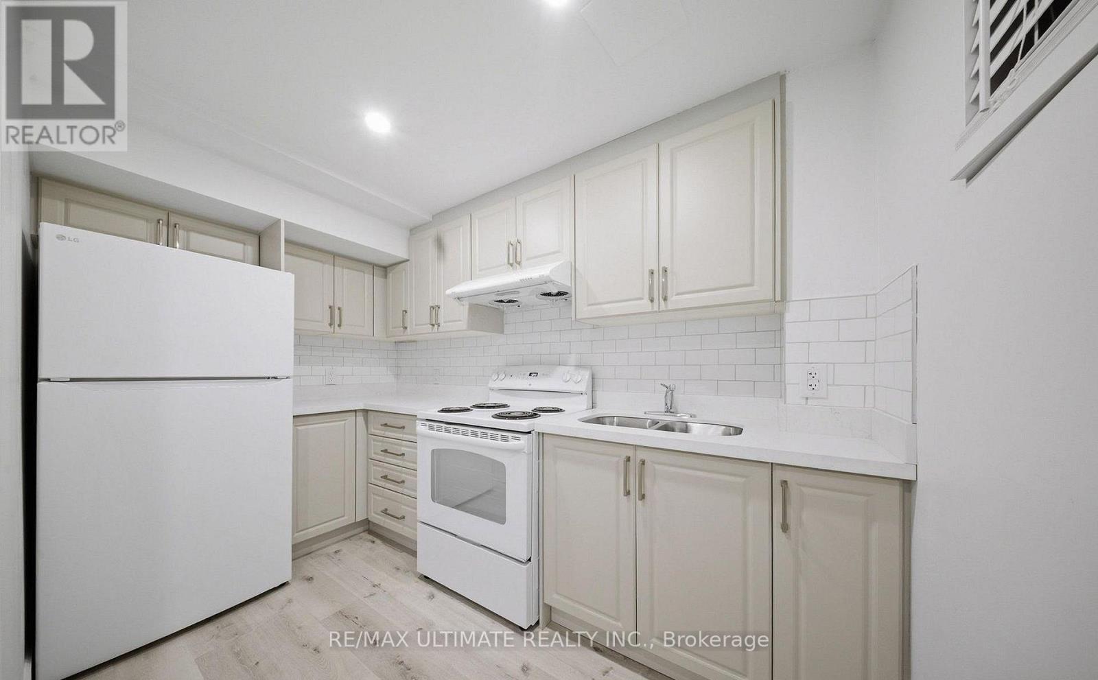 21 Sewells (Basement) Lane, Brampton, Ontario  L7A 3A1 - Photo 9 - W12970244