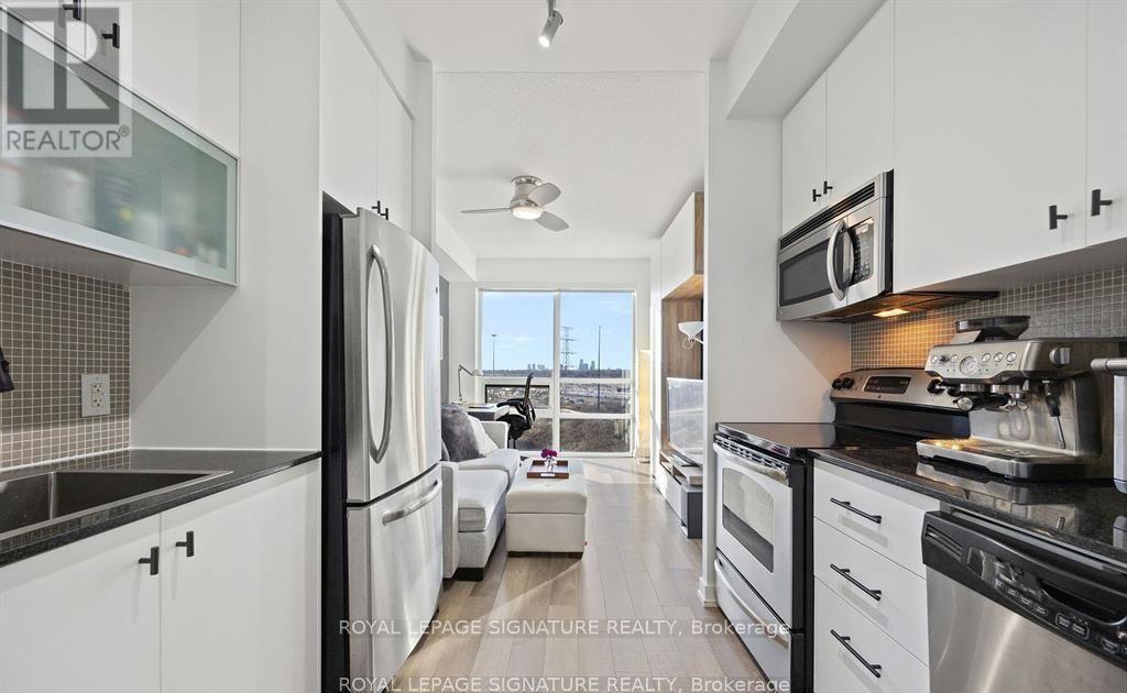 1004 - 16 Brookers Lane, Toronto, Ontario  M8V 0A5 - Photo 3 - W12970248