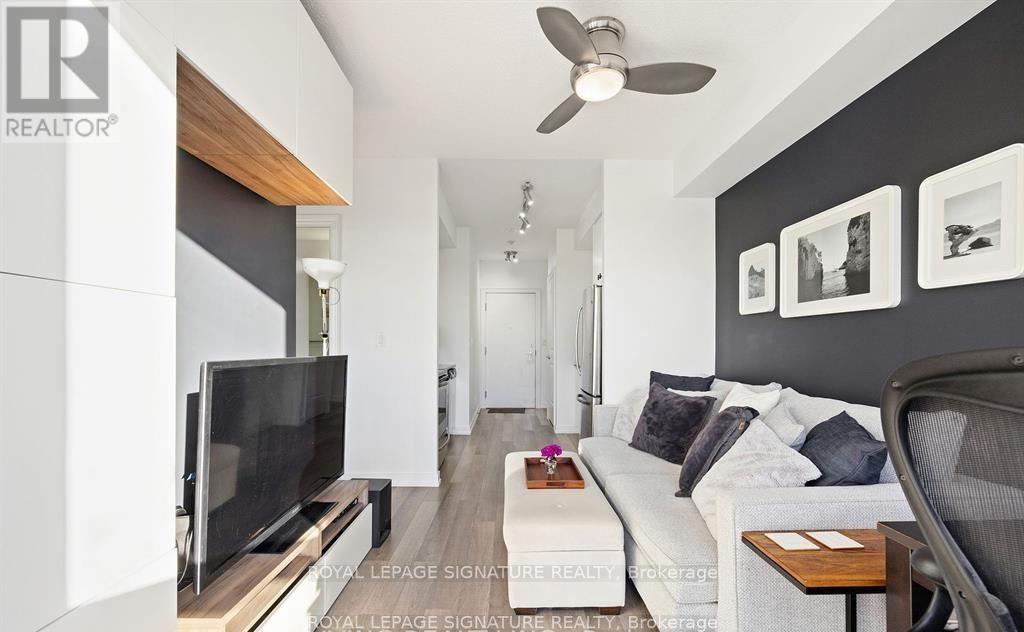 1004 - 16 Brookers Lane, Toronto, Ontario  M8V 0A5 - Photo 8 - W12970248