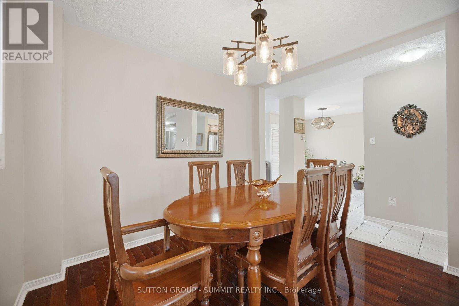 5387 Flatford Road, Mississauga, Ontario  L5V 1Y6 - Photo 5 - W12970286