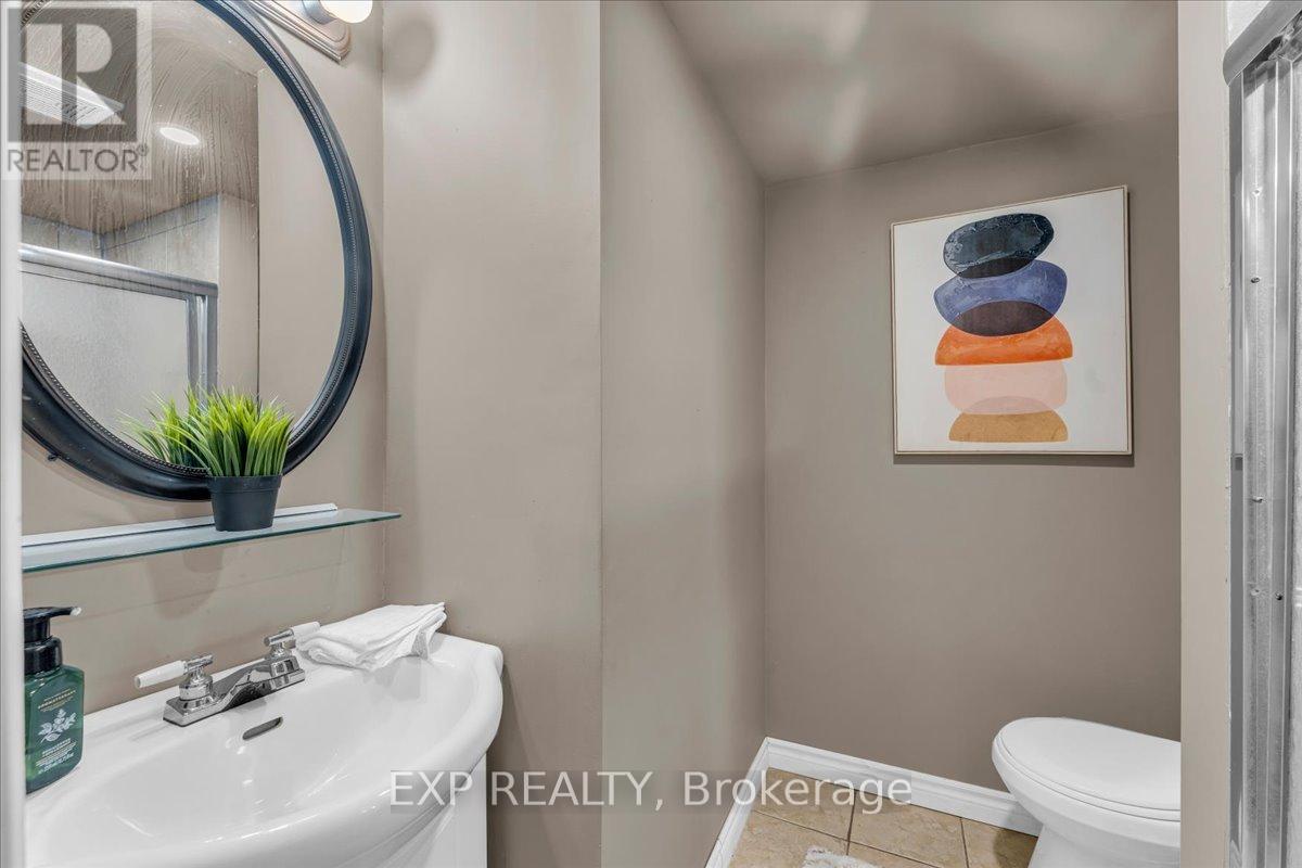 97 Winners Circle, Brampton (Northwest Sandalwood Parkway), Ontario  L7A 1M2 - Photo 39 - W12970318