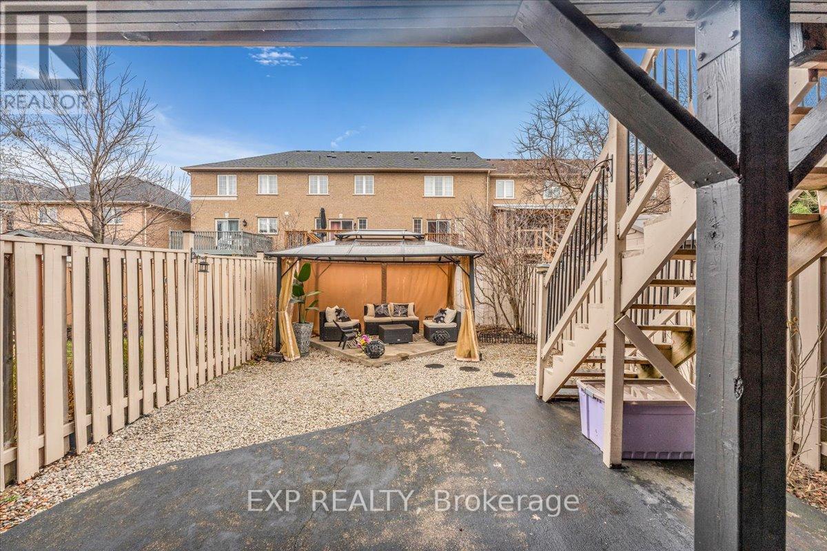 97 Winners Circle, Brampton (Northwest Sandalwood Parkway), Ontario  L7A 1M2 - Photo 41 - W12970318