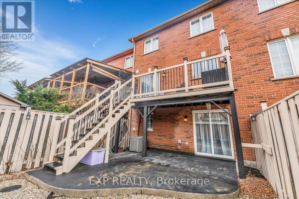 97 Winners Circle, Brampton (Northwest Sandalwood Parkway), Ontario  L7A 1M2 - Photo 42 - W12970318