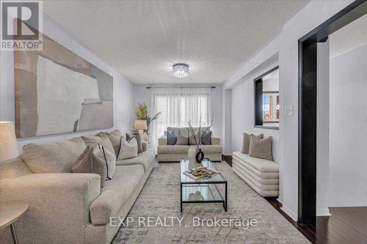 97 Winners Circle, Brampton (Northwest Sandalwood Parkway), Ontario  L7A 1M2 - Photo 6 - W12970318