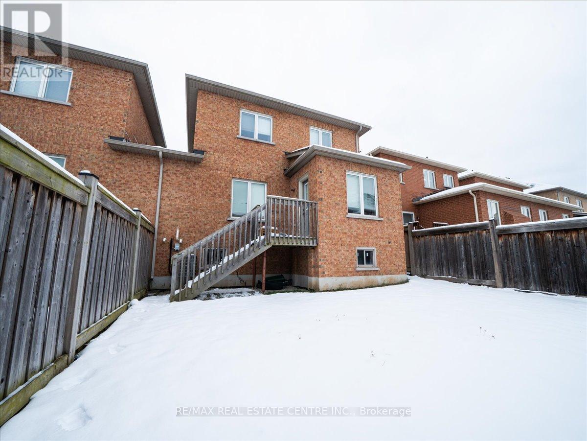 523 Nairn Circle, Milton, Ontario  L9T 8A5 - Photo 26 - W12970348
