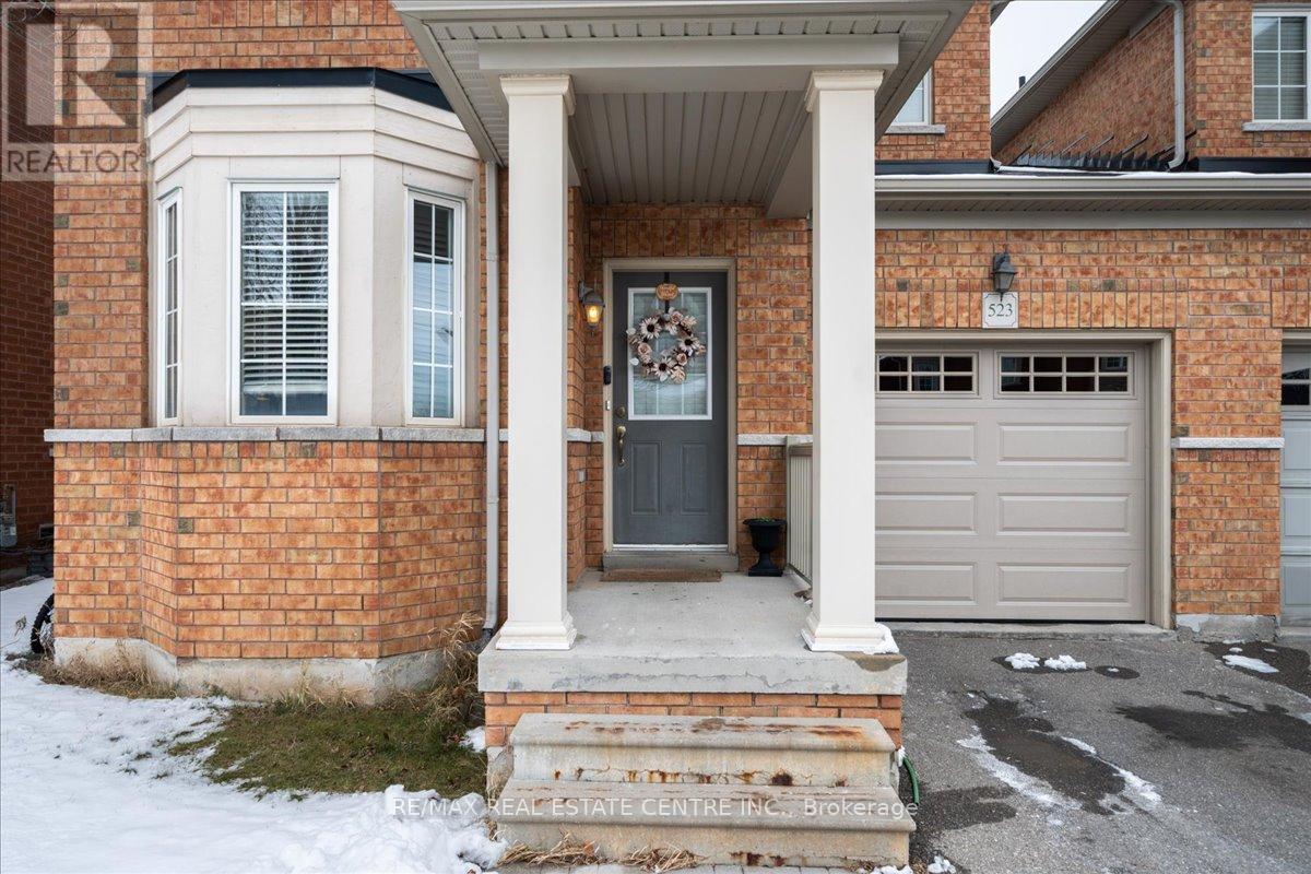 523 Nairn Circle, Milton, Ontario  L9T 8A5 - Photo 6 - W12970348