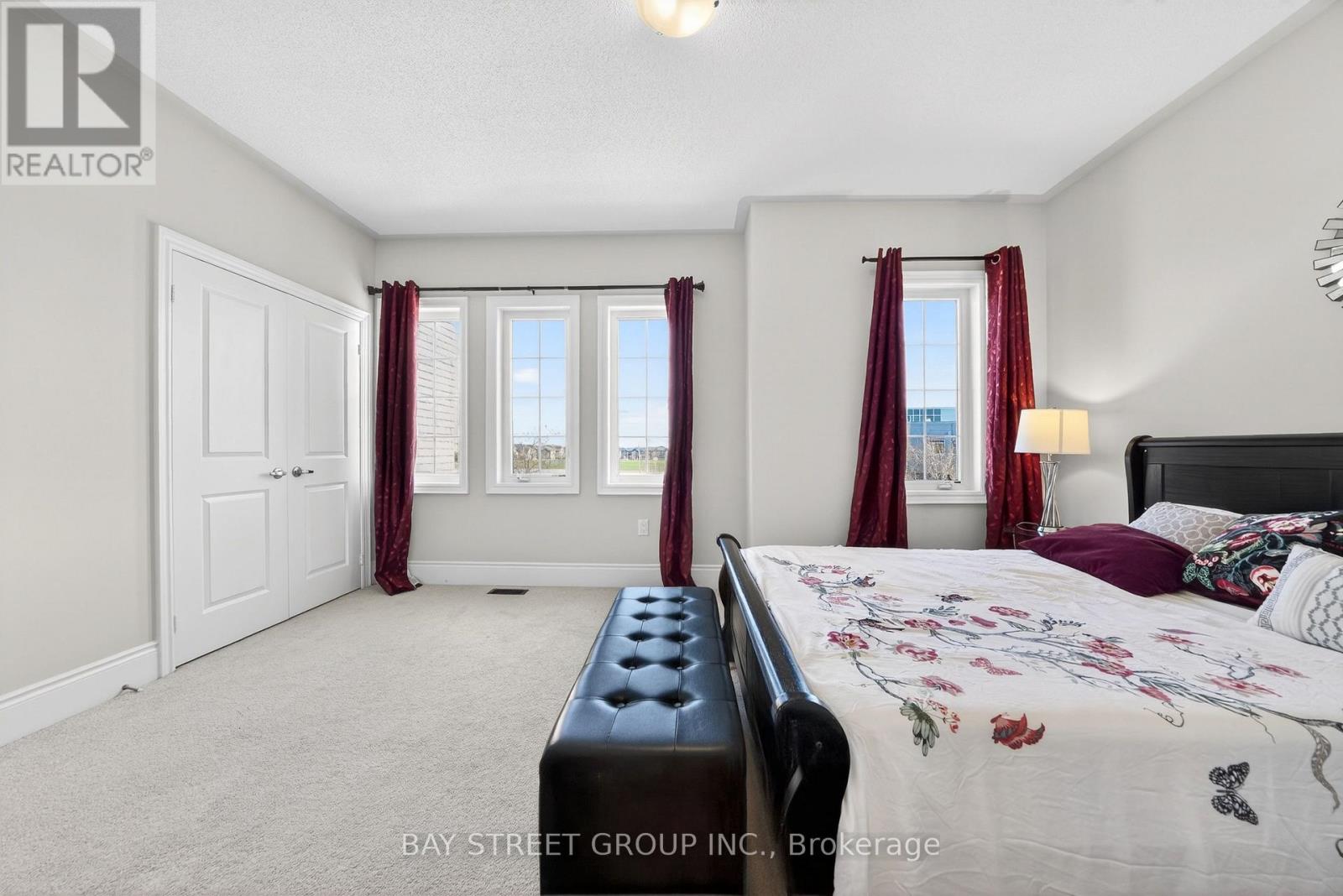 425 Threshing Mill Boulevard, Oakville, Ontario  L6H 0T4 - Photo 30 - W12970362