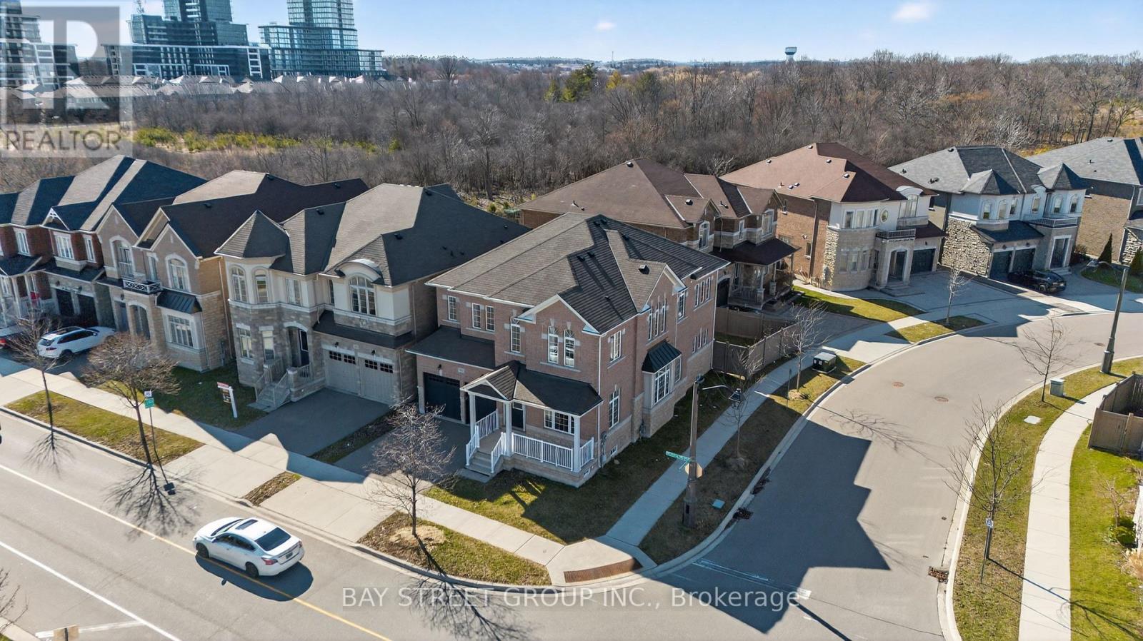 425 Threshing Mill Boulevard, Oakville, Ontario  L6H 0T4 - Photo 41 - W12970362