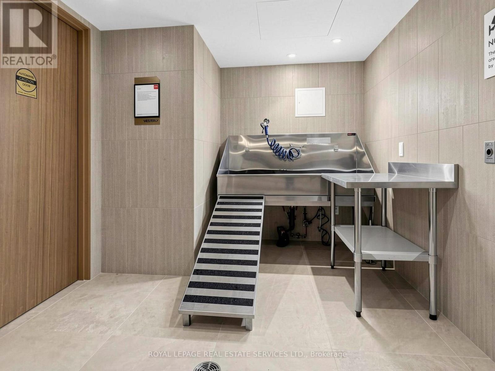 1210 - 25 Cordova Avenue, Toronto, Ontario  M9A 0E5 - Photo 33 - W12970390