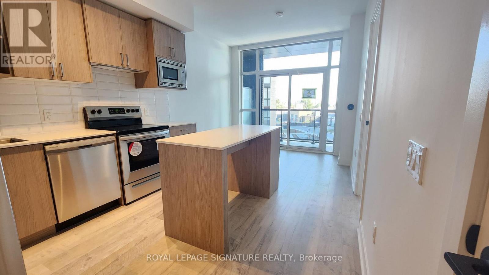 311 - 60 GEORGE BUTCHART DRIVE, Toronto, Ontario