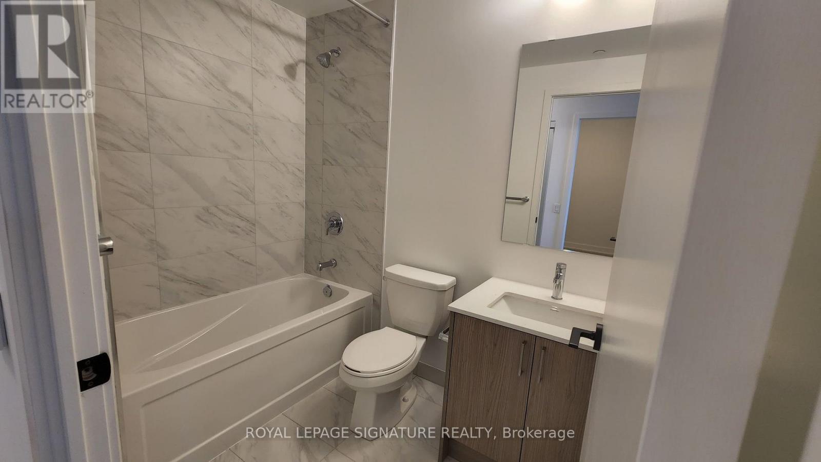 311 - 60 George Butchart Drive, Toronto, Ontario  M3K 0A7 - Photo 7 - W12970394