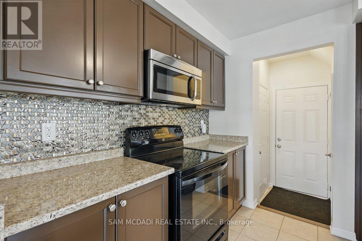 2 Giltspur Road, Brampton, Ontario  L7A 0Y9 - Photo 12 - W12970430