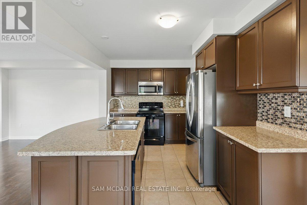 2 Giltspur Road, Brampton, Ontario  L7A 0Y9 - Photo 14 - W12970430