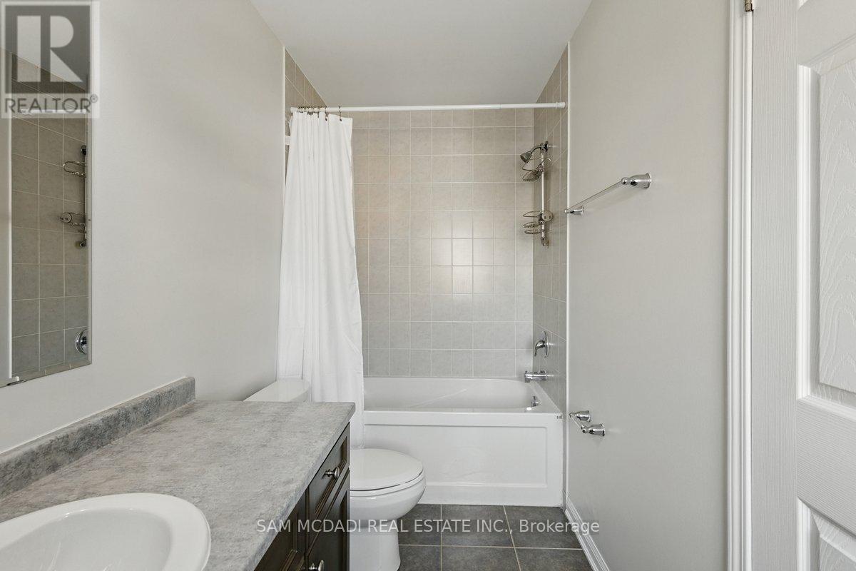 2 Giltspur Road, Brampton, Ontario  L7A 0Y9 - Photo 21 - W12970430