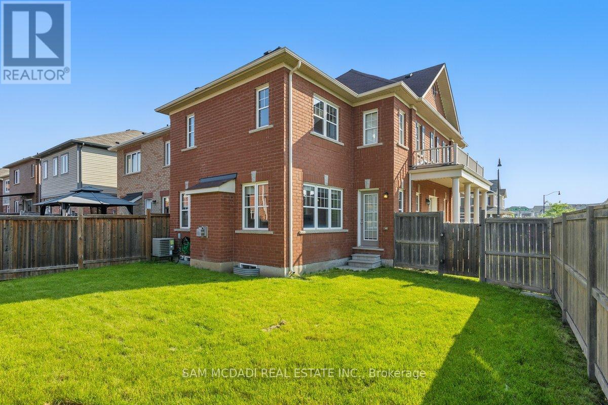 2 Giltspur Road, Brampton, Ontario  L7A 0Y9 - Photo 38 - W12970430