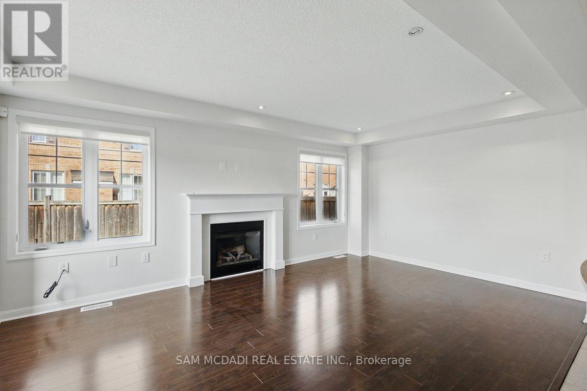 2 Giltspur Road, Brampton, Ontario  L7A 0Y9 - Photo 7 - W12970430