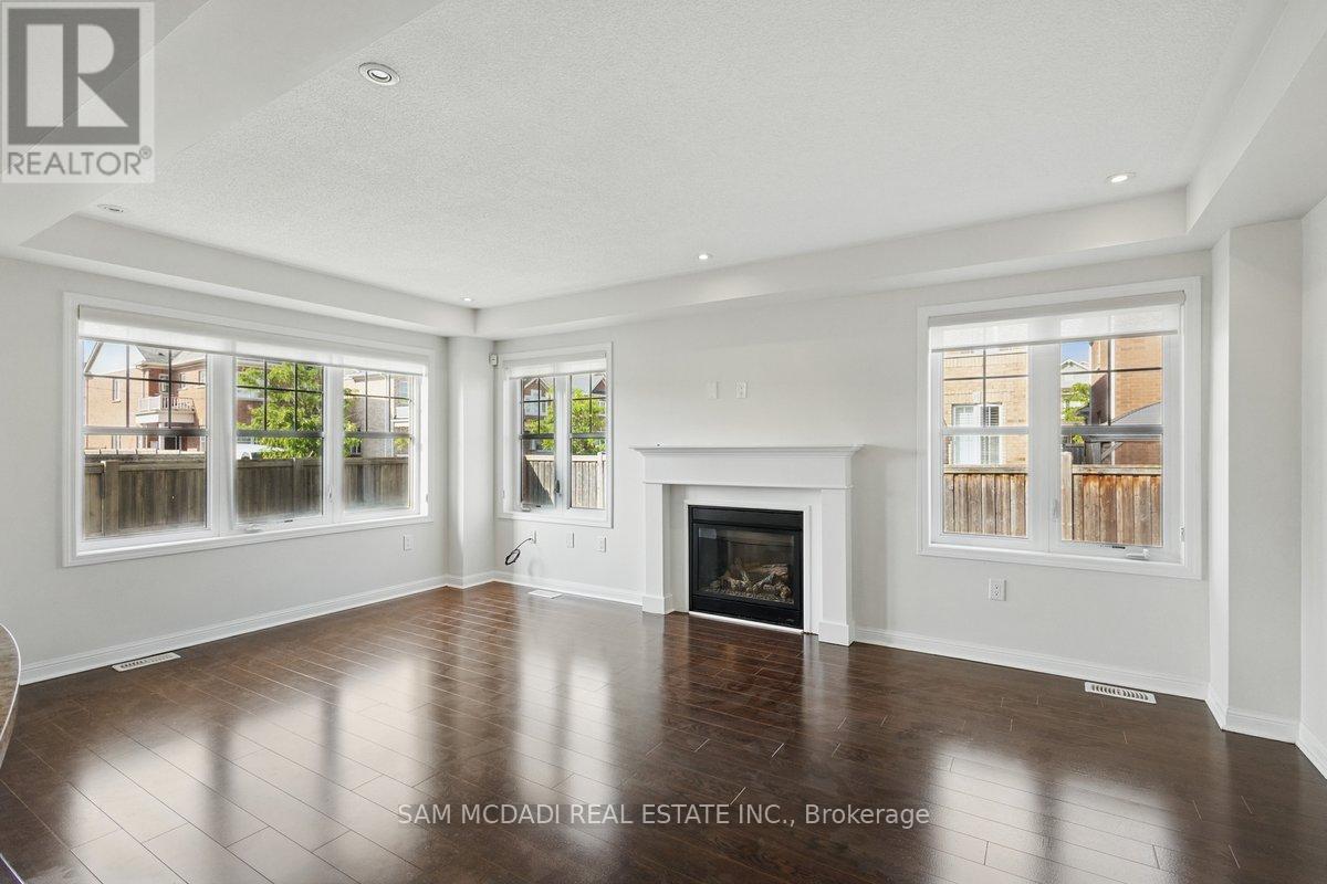 2 Giltspur Road, Brampton, Ontario  L7A 0Y9 - Photo 8 - W12970430