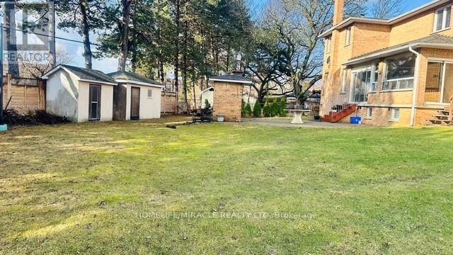 85 Harlow Crescent, Toronto, Ontario  M9V 2Y8 - Photo 33 - W12970456