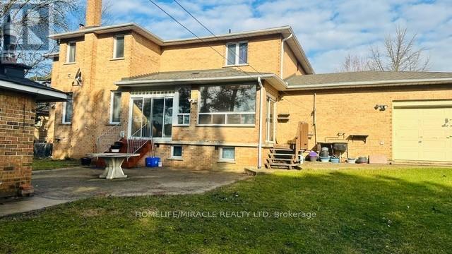85 Harlow Crescent, Toronto, Ontario  M9V 2Y8 - Photo 37 - W12970456