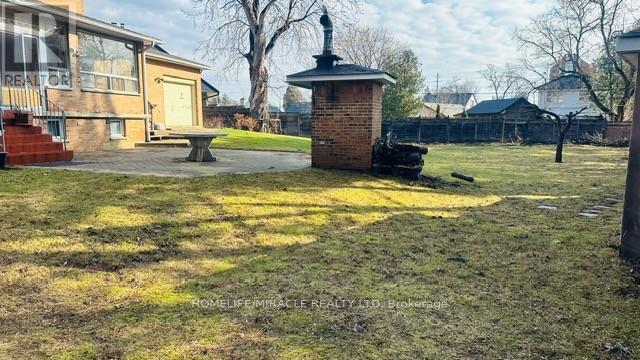 85 Harlow Crescent, Toronto, Ontario  M9V 2Y8 - Photo 42 - W12970456