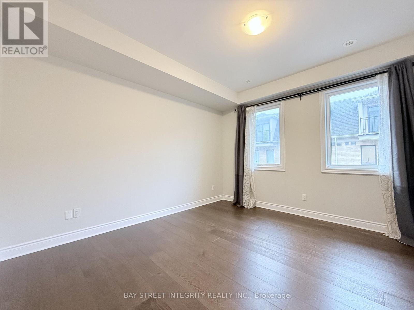 3 - 2160 Trafalgar Road, Oakville, Ontario  L6H 0N3 - Photo 12 - W12970480