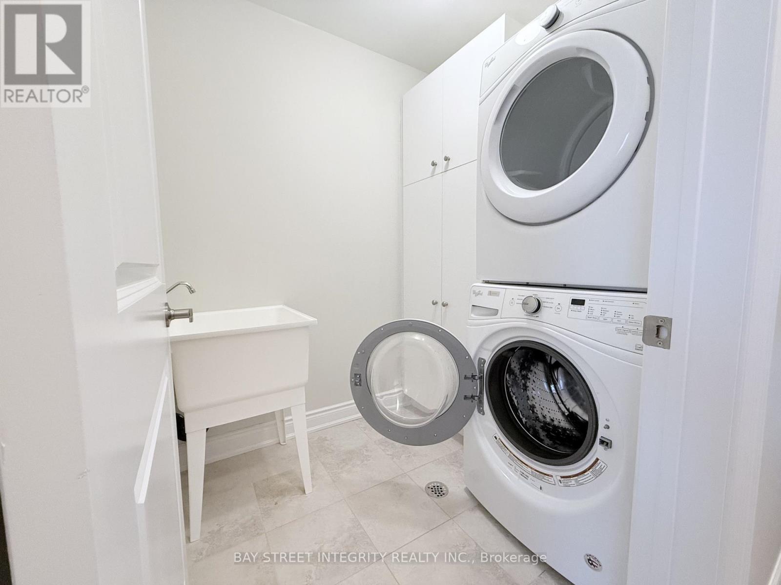 3 - 2160 Trafalgar Road, Oakville, Ontario  L6H 0N3 - Photo 13 - W12970480