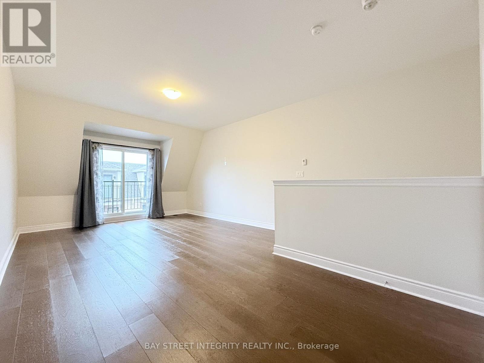 3 - 2160 Trafalgar Road, Oakville, Ontario  L6H 0N3 - Photo 19 - W12970480