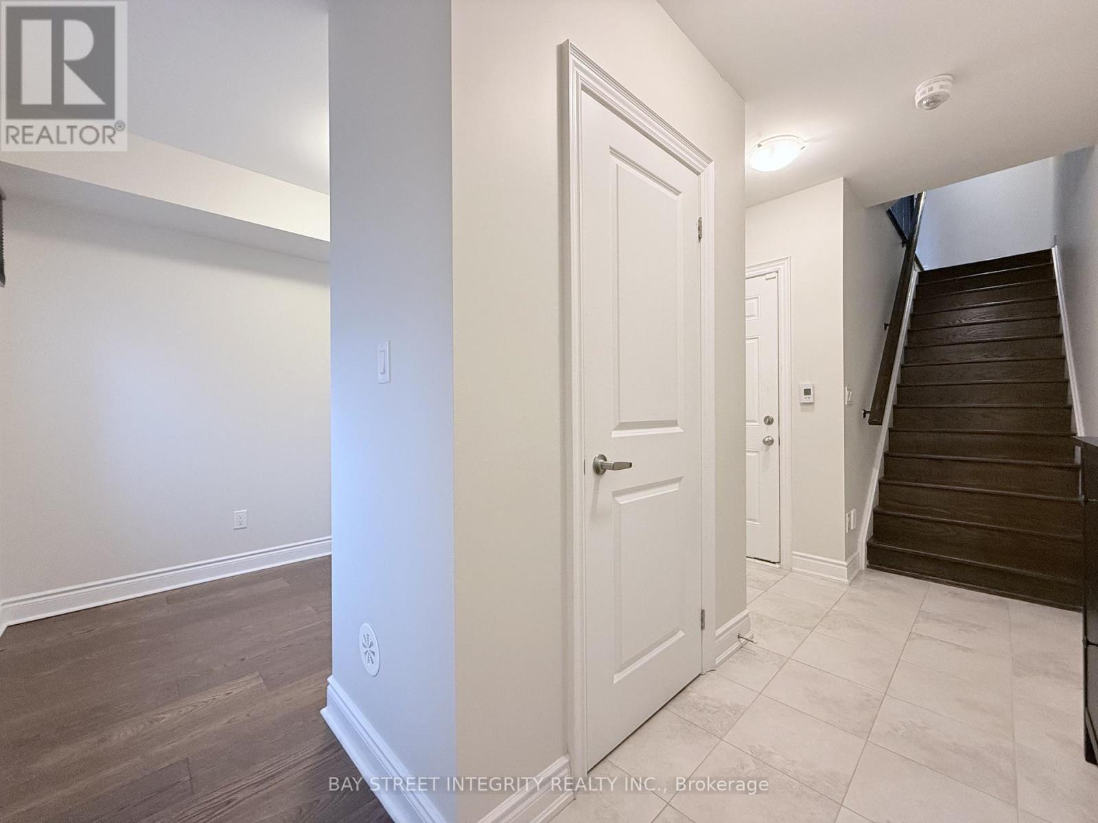 3 - 2160 Trafalgar Road, Oakville, Ontario  L6H 0N3 - Photo 25 - W12970480