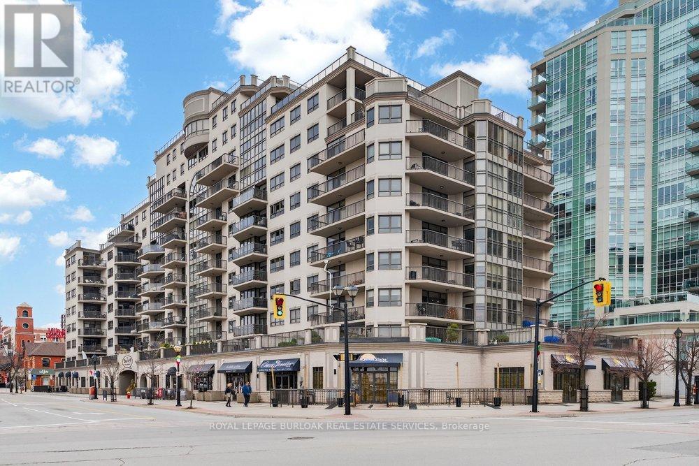412 - 399 Elizabeth Street, Burlington (Brant), Ontario  L7R 0A4 - Photo 1 - W12970498