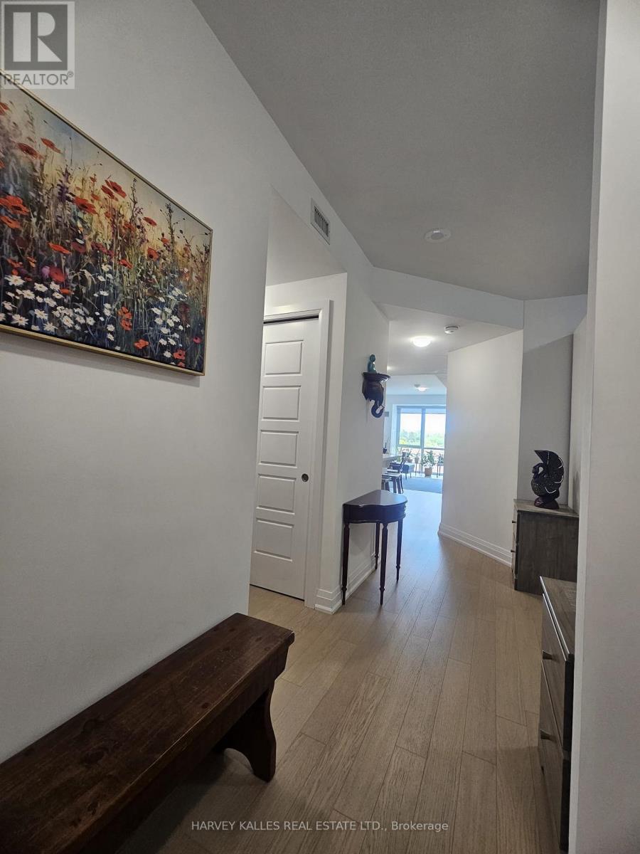 501 - 2025 Maria Street, Burlington, Ontario  L7R 0E9 - Photo 5 - W12970524